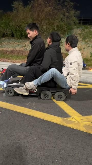 Incredible! One Battery for 100 Kilometers - RC Model Remote Control